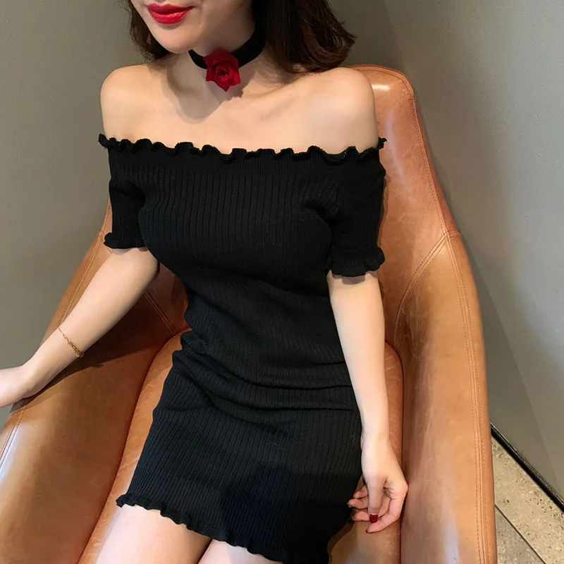 

2019 new spring and summer Korean version of the sexy carefully machine word shoulder solid color wild wood ear slim knit dress