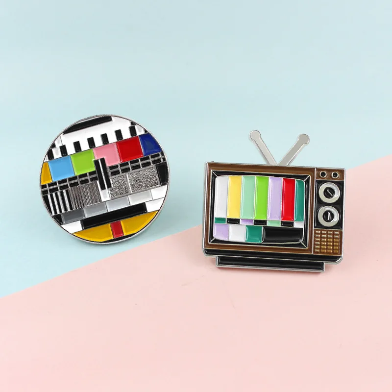 Cartoon Badges Classic Old Television Set Brooches for Women No Signal Rainbow Grid Screen Enamel Pins Jewelry Accessories Gift | Украшения
