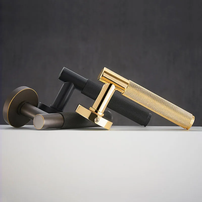 

Brass Door Lock Lever Set Exquisite Cross Knurled European American Modern Wood Interior Door Lock Dummy Split Handle Knob