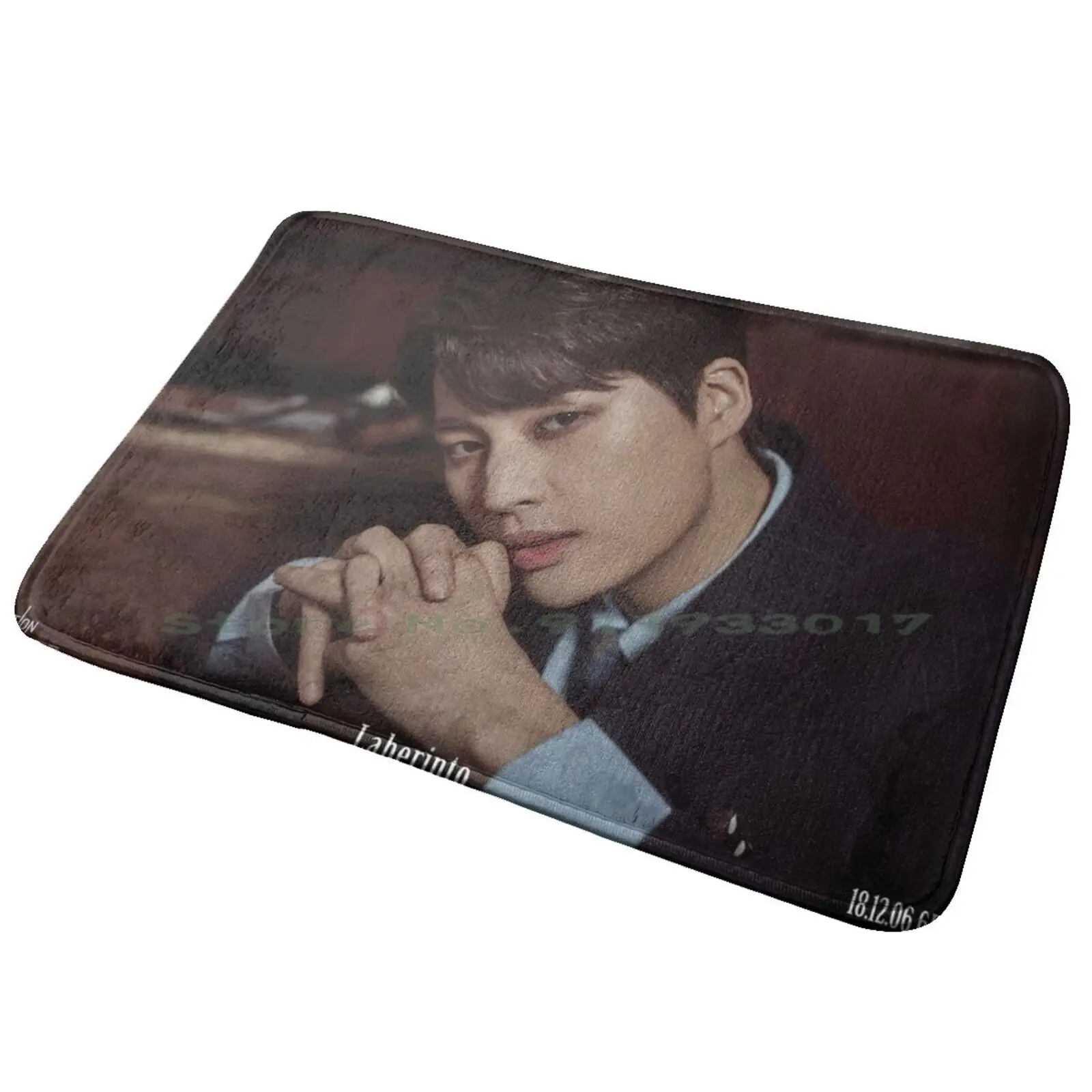 Up10Tion Kogyeol Tappetino Porta D'Ingresso Tappetino Da Bagno Tappeto Morado Rojo Negro Gallo Arcoiris Ilaustracion Novios Dibujos Moto Amor Corazon