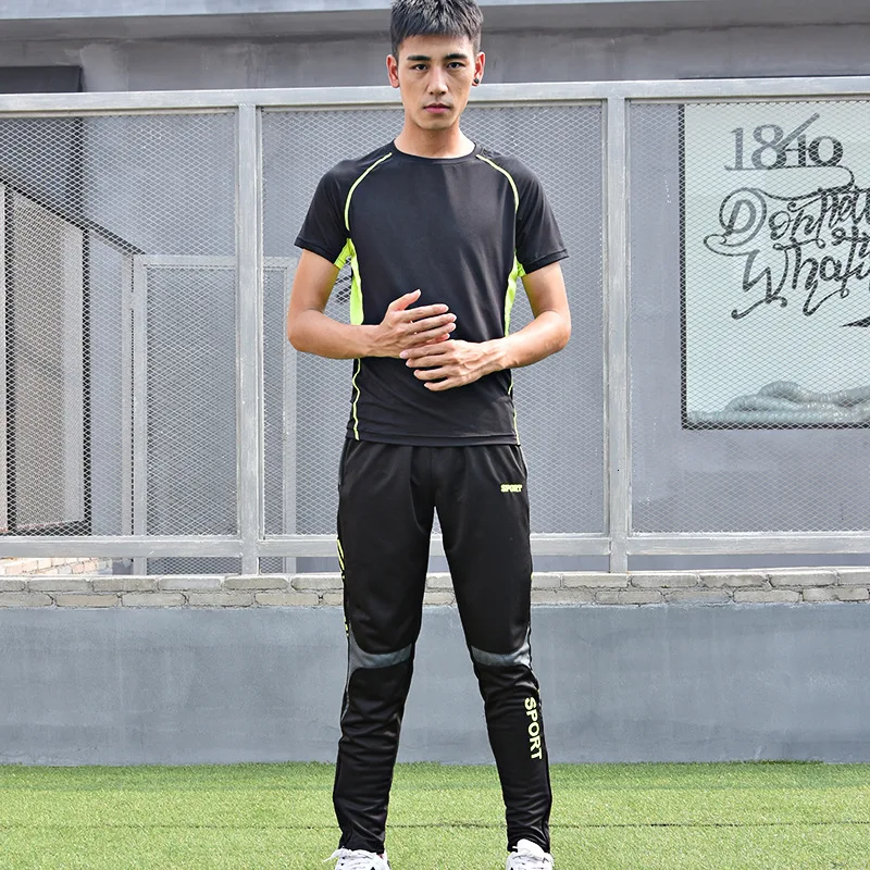 3356028718_1834191226