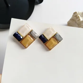 

S925 Silver Needle Autumn and Winter Warm Color Earrings Simple Elegant Geometry Ear Stud Creative Contrast Color Pierceless Cli