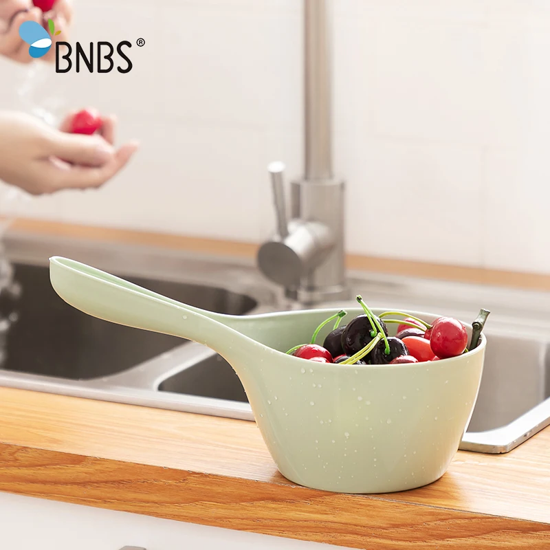 BNBS кухонная вода Черпак поварешка для купания аксессуары для кухонных принадлежностей Посуда ванная комната инструмент-Ложка пластиковые водные совки