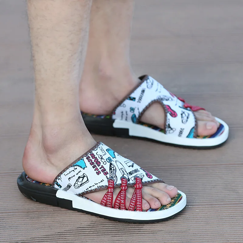 

MEN'S Slippers 19 Summer Korean-style Graffiti Canvas Sandals Summer Sandals Fashion Man Ethnic-Style Men Sandals