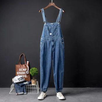 

Hip-hop tooling jumpsuit male tide Korean version of the retro beam feet jeans loose men and women strap trousers