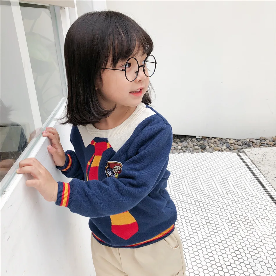Tonytaobaby/осенне-зимнее платье; Новинка; одежда для маленьких мальчиков и девочек; хлопковый свитер с имитацией галстука и рисунком