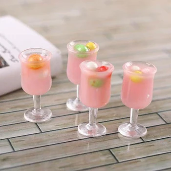 

Mini Milkshake Ijs Citroen Melk Fruit Thee Water Cup Aardbei Banaan Miniatuur Poppenhuis Accessoires Cups Keuken Speelgoed