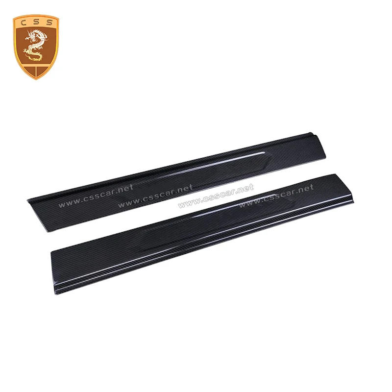  Factory Price Real Carbon Fiber Auto Door Sill Plates Pedal For Ferreri 488 GTB Spider