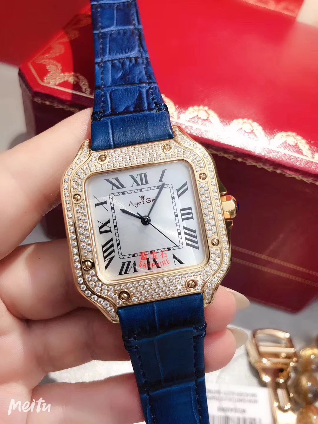 

Famous Brand New Men Yellow Gold Diamond Black Blue Leather Stainless Steel Japanese Quartz Rome Sapphire Santos Watch Sport
