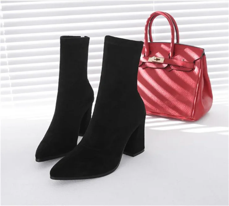 

T Middle-aged Woman Boots with Thick High-eled Shoe