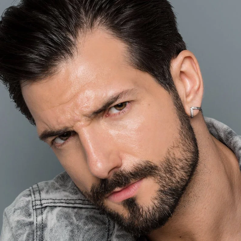 گوشواره مینیمال V 12 Hce62f2fd9df94ad8aacfd988d9fba0c6P