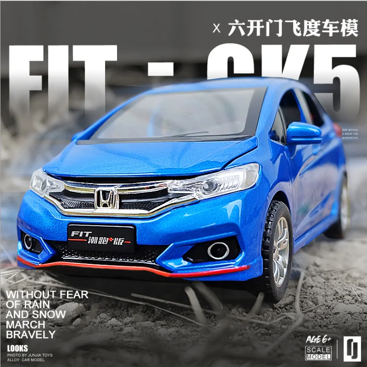 Модель автомобиля Honda Fit из сплава 1: 32 модель со звуком и светильник на 6 дверей