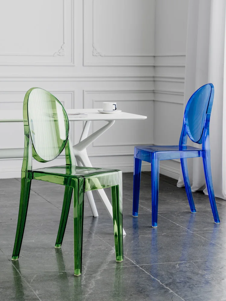 Lot de 4 chaises ghost en polycarbonate transparent avec dossier ovale