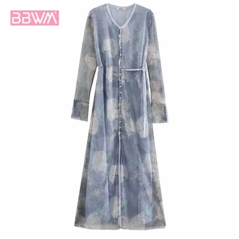 

V-neck Retro Long-sleeved Single-breasted Simple Sunscreen Women's Dress Beach Seaside Vacation and Calf Chic Female Dress