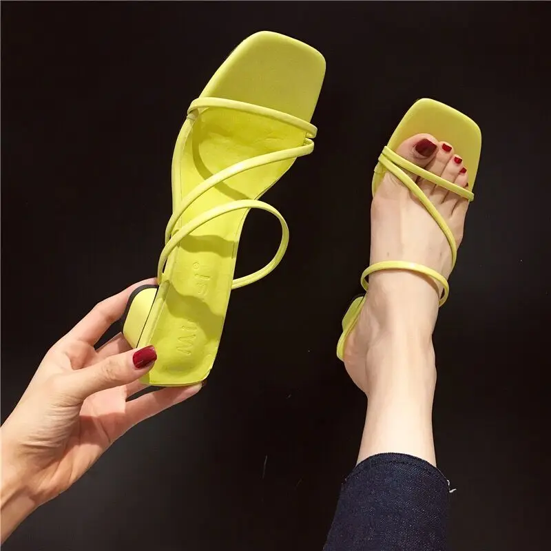 Г., новые пикантные шлепанцы женские босоножки на среднем каблуке Летняя модная обувь ярких цветов на платформе женские вьетнамки - Цвет: Цвет: желтый