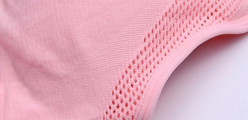 1821909829_1854274908