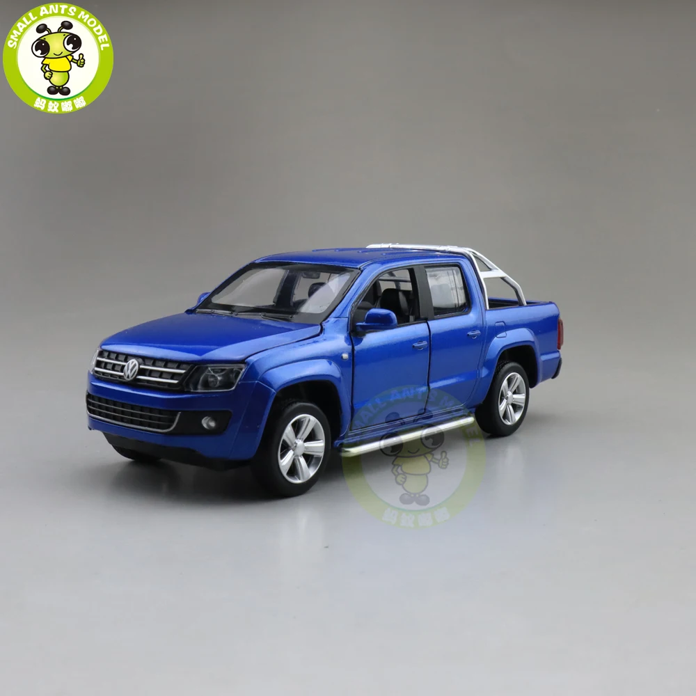 1/30 Caipo AMAROK пикап литая модель автомобиля игрушки для детей оттягивающийся музыкальный светильник подарки для мальчиков девочек