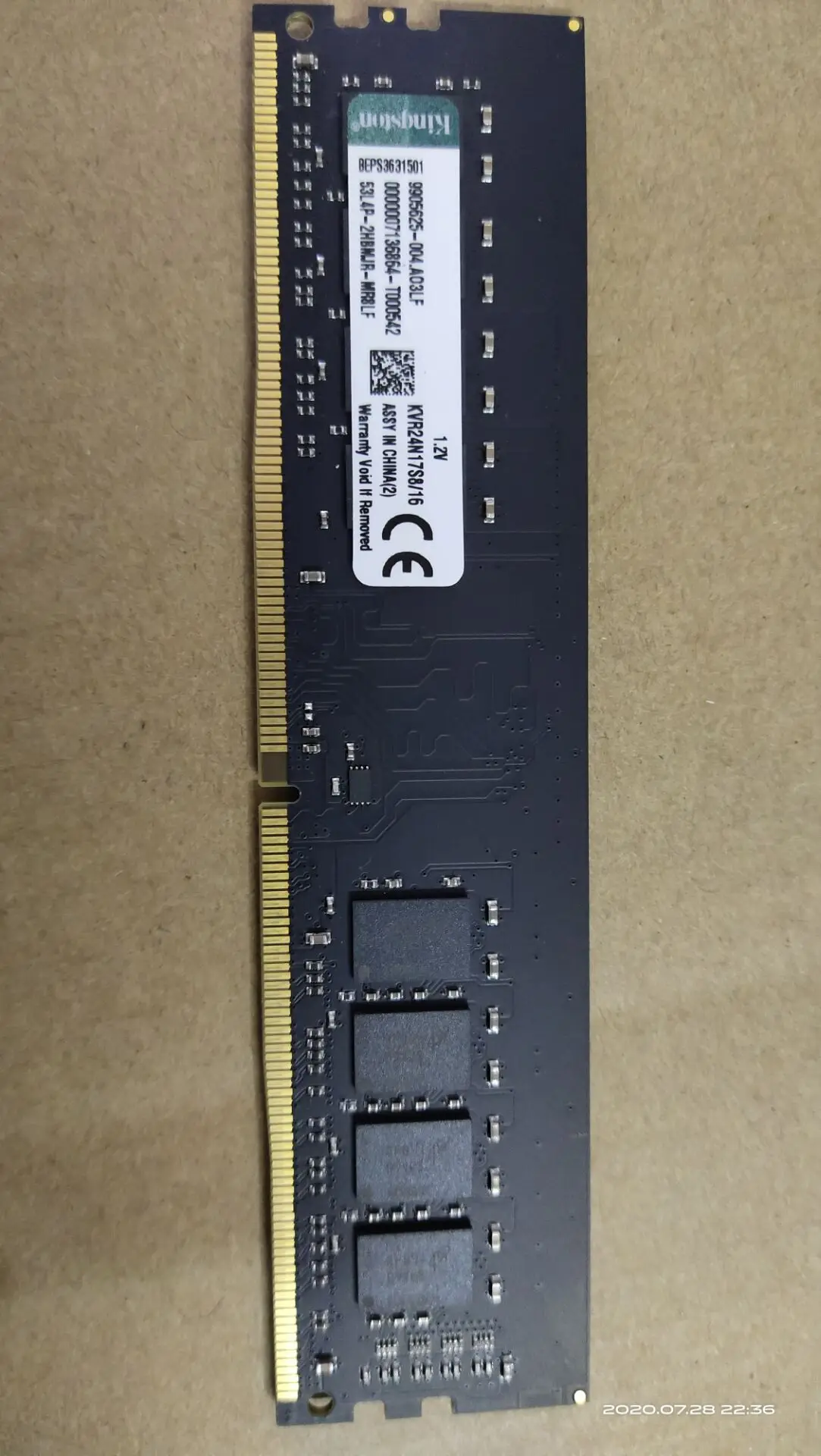 DDR4 16GB Kingston desktop high-capacity memory 2400 Hz PC4-2400Compatible with 2133 desktop memory modules
DDR4 16GB Kingston desktop high-capacity memory 2400 Hz PC4-2400Compatible with 2133 desktop memory modules