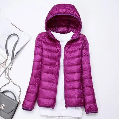 Purple 1 Ультра легкий белый пуховик Женская осенне-зимняя теплая куртка Леди Плюс Размер 7XL куртки Женская парка с капюшоном - Цвет: Purple 1