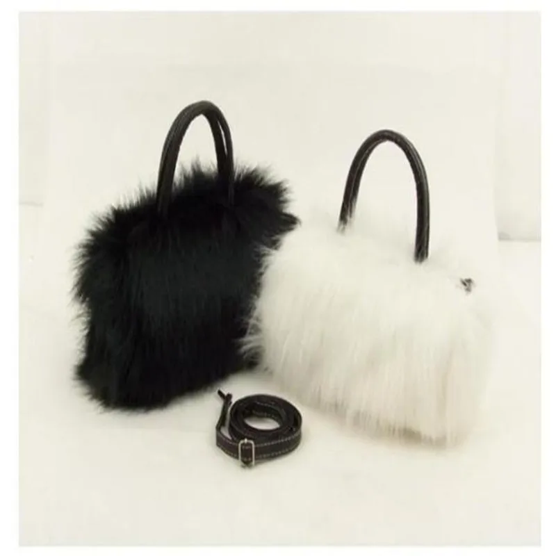 

2019 autumn and winter new shoulder bag female bag Korean version of the Messenger bag small plush handbag bag