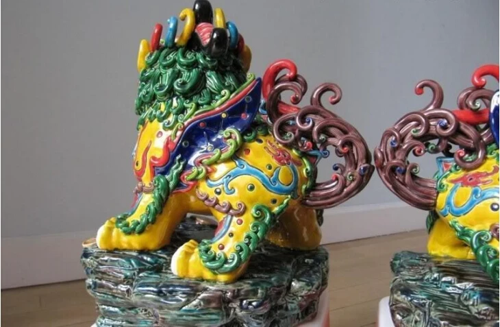 814+++ Тайвань Кодзи керамика фарфор WUCAI дворец злой kylin Fu Foo собака охранник Лев