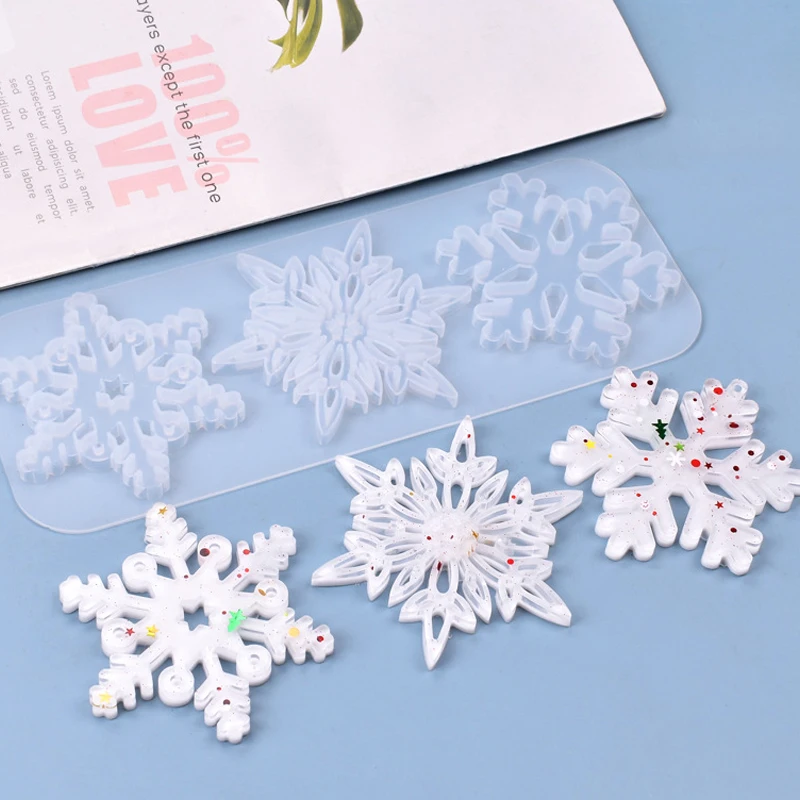 

DIY Crystal Epoxy Mold Christmas Series Three-in-one Snowflakes Hanging Pendant Jewelry Silicone Mold