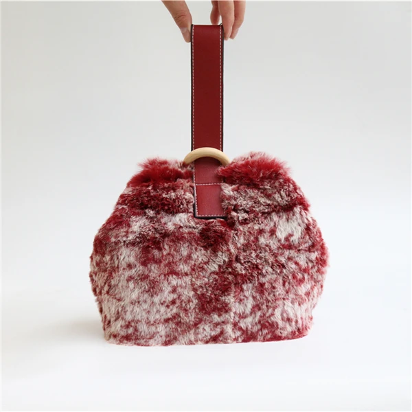 Wine Red IANLAN New Womens Rex Rabbit Fur Shoulder Bags Casual Real Soft Fur Crossbody Bags Genuine Cowhide Handbags IL00557 - Цвет: Wine Red