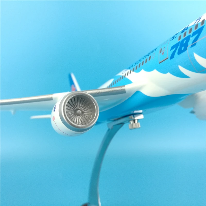 30 см 1:200 весы Boeing B787 Китай Southern AIR W Базовая Смола самолета статическая solide модель игрушка литая под давлением пластиковая самолет GiftsDisplay
