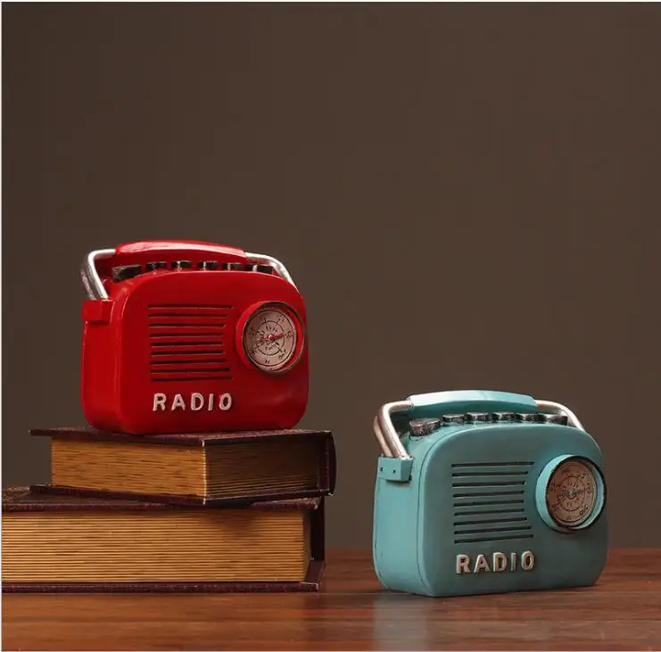 Mix Colore Stile Vintage Modello Radio Risparmio Di Monete Aspetto Antico Resina Radio Stampo Salvadanaio Resina Artcraft Coffee Bar Decor