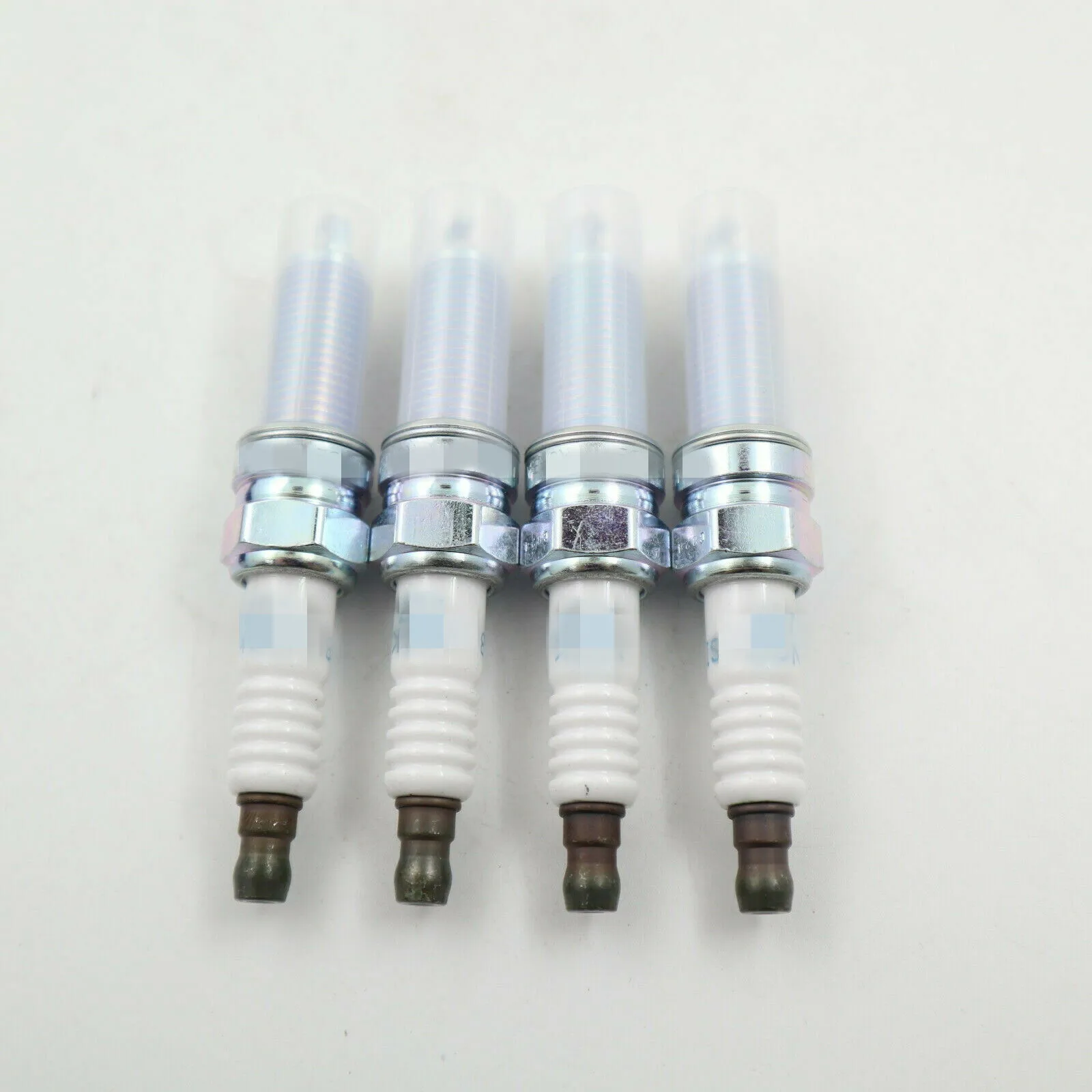 4x 18855-10080 SILZKR6B-11 Свеча зажигания 1885510080 SILZKR6B11