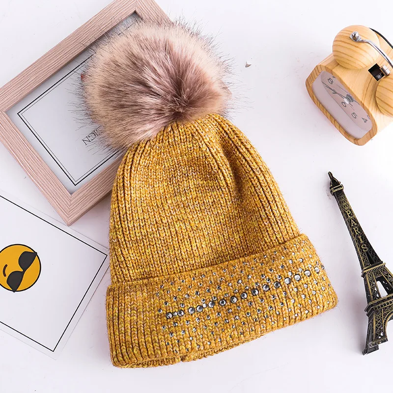 Женская осенне-зимняя Мягкая вязаная шапочка шапка Skullies Beanies со стразами Вязаная Шерстяная Шапка Повседневная модная женская теплая шапка s - Цвет: yellow