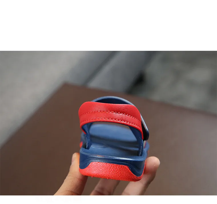 11080007945_2106594632