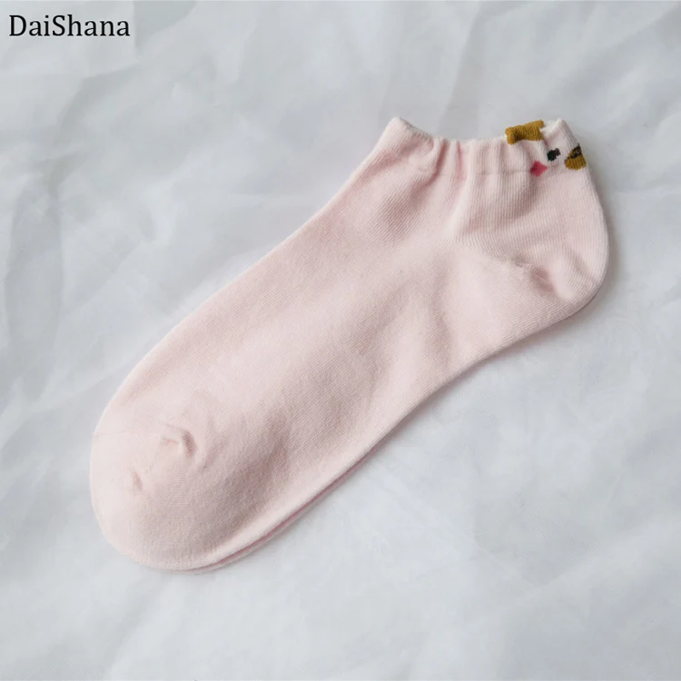 В Корейском стиле Harajuku носки с милыми животными хлопковые носки Femmale кота и собаки, в стиле кавайи; короткие носки тапочки для Для женщин Повседневное мягкие забавная лодка носки - Цвет: Pink