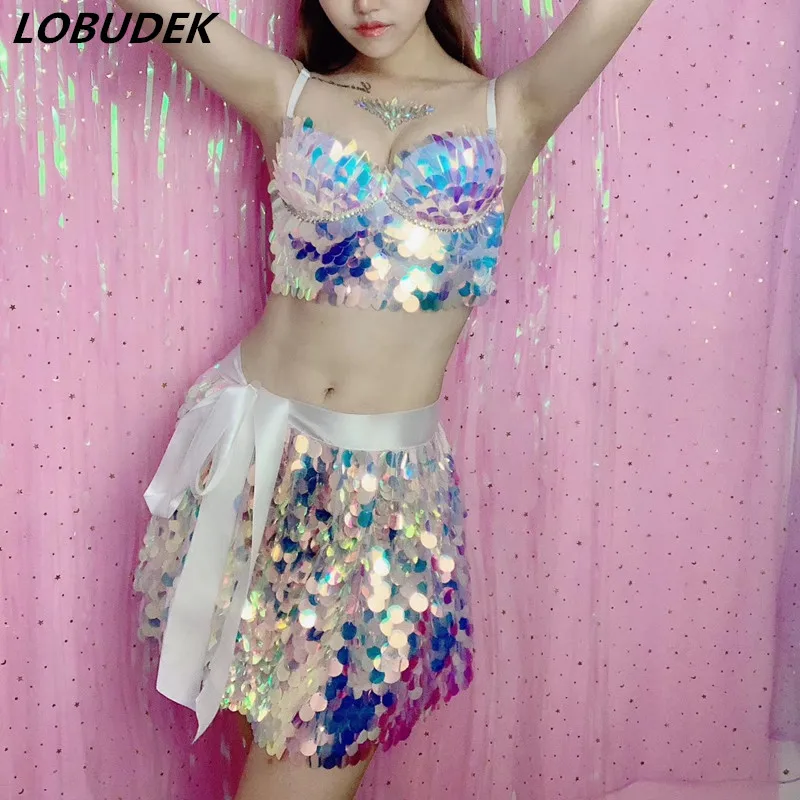 

Flashing Sequins Fish Scale Bra Skirts 2 Pieces Set Sexy Women Stage Outfits Bar Party Nightclub DJ Performance Costume