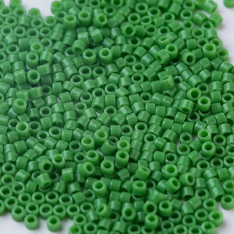 Miyukiaddict Seedbeads 11/0 Delica японский бисер DIY художественное оформление ручной работы одежда Рождество бисер 3 г/5 г Perline - Цвет: DB724