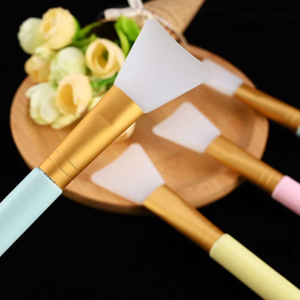 1PC Professional Silicone Facial Mask Brush Women DIY Mud Mixing Skin Care Beauty Makeup Brushes Face Mask Foundation Brush Tool