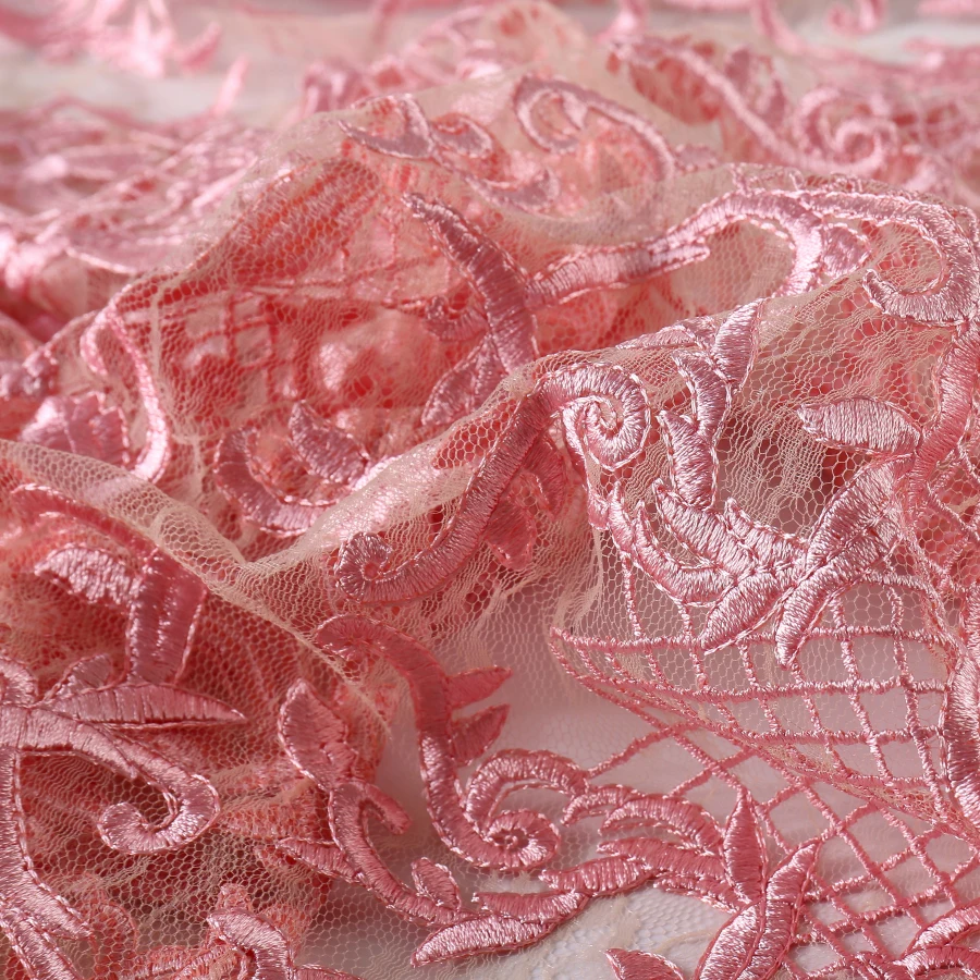 5 ярдов Новая розовая кружевная сетчатая ткань с вышивкой Полиамид трехмерная вышивка ткань для женской сценической одежды