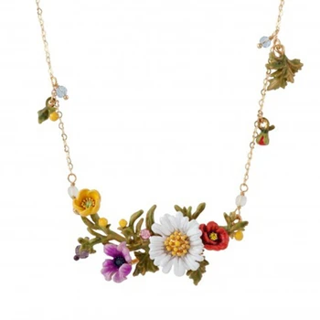 

Vintage Enamel Daisy Flower Necklace Choker Jewelry for Women Bohemia Chrysanthemum Short Chains Necklace on the Neck XL025