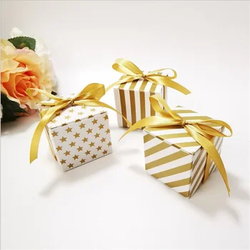 Small Cardboard Square Candy Box Favors Holder Bag Baby Shower Party Gift Boxes Chocolate Wrapping Paper For Wedding Party Guest 2