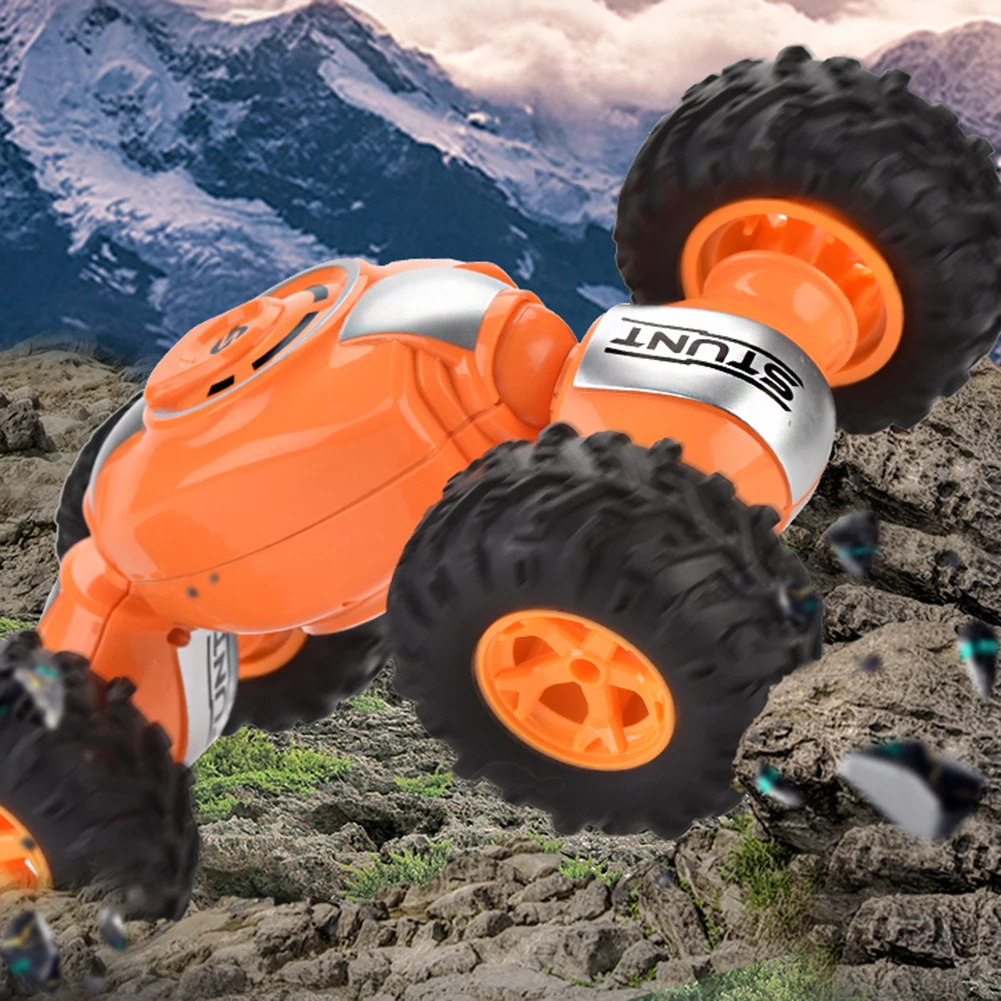 2,4G 4WD двусторонний 360 Вращающийся пульт дистанционного управления скручивающий трюк автомобиль детская игрушка