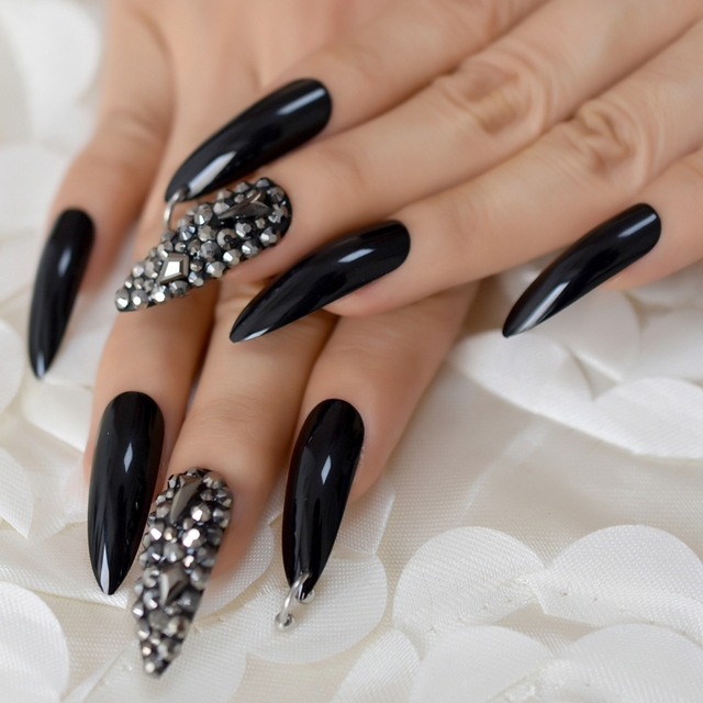 Silver Strass Fake Nails Studs Extra Long Horse Shoe Metal Coffin Faux Ongles with Decorative Stones Frosted Maniture Tips