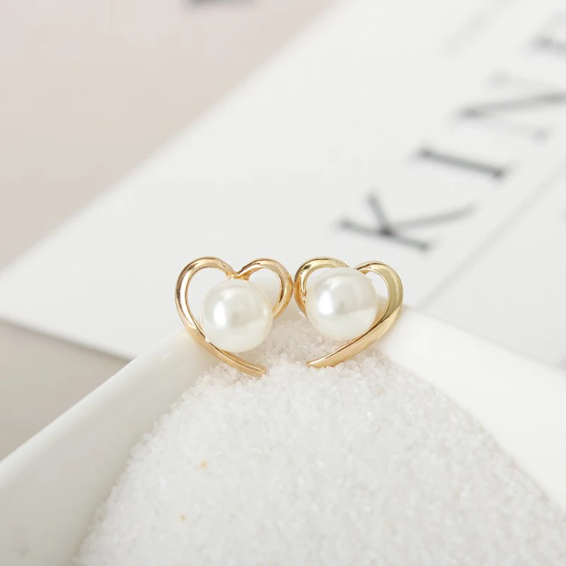 

FSUNION 2020 New Korea Style Trendy Elegant Girls Pearl Personality Heart Shape Ear Accessories Statement Jewelry For Women
