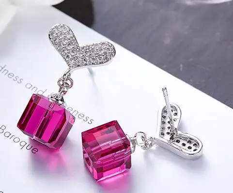 

UXN150 925 Silver Zircon Earrings Simple Zircon Lady's Earrings Wedding Gift