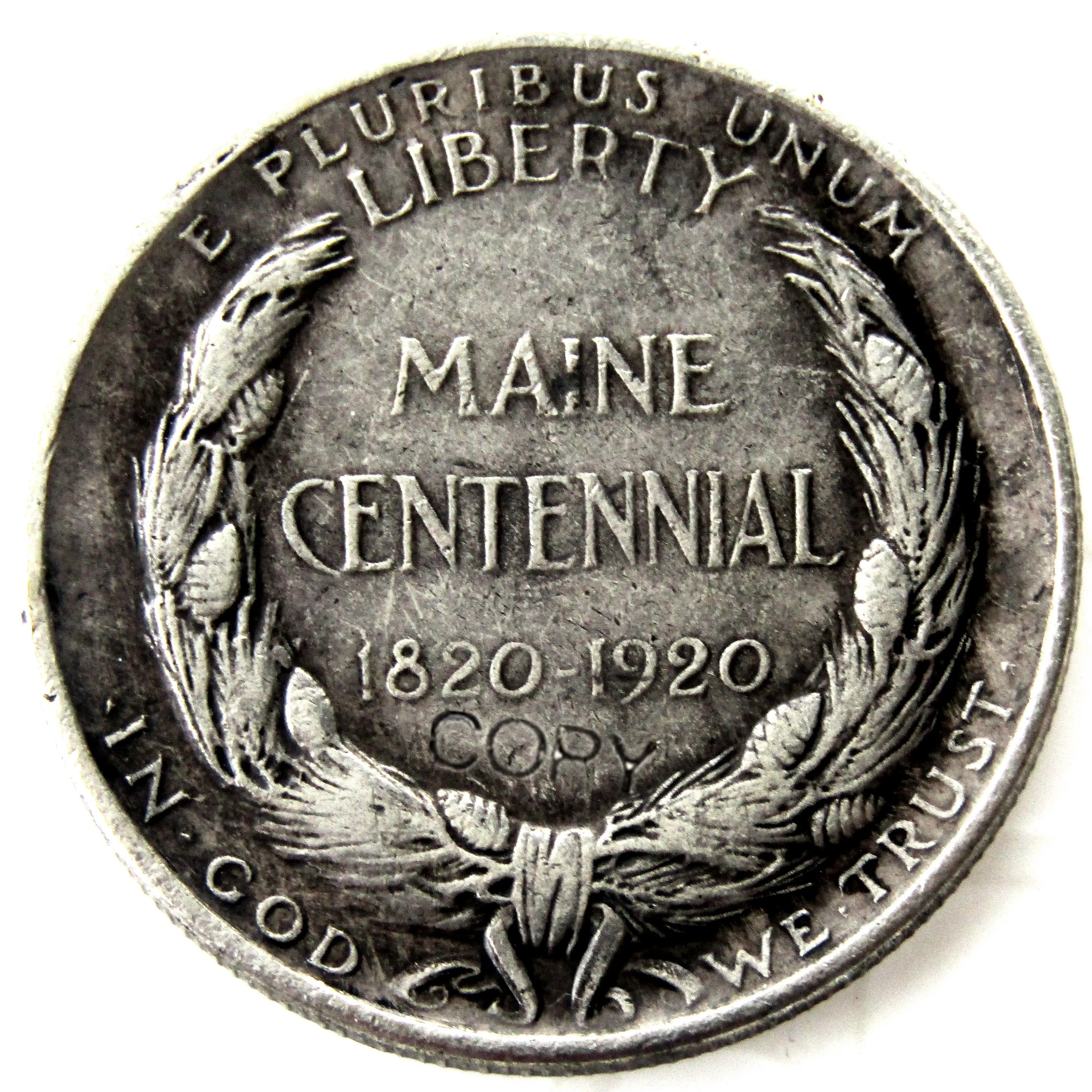 

USA 1920-Maine Centennial half dollar Silver Plated Copy Coins