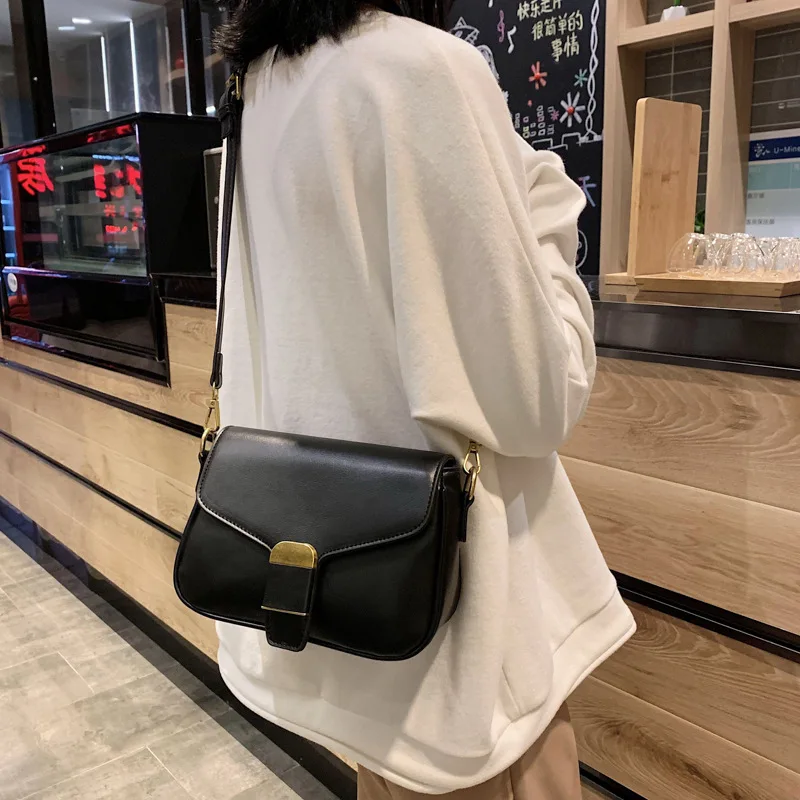 

Hong Kong Style Bag WOMEN'S Bag New Style 2020 Fashion Fashion Solid Color Spring Shoulder Bag Versatile Shoulder Bag Retro CHIC