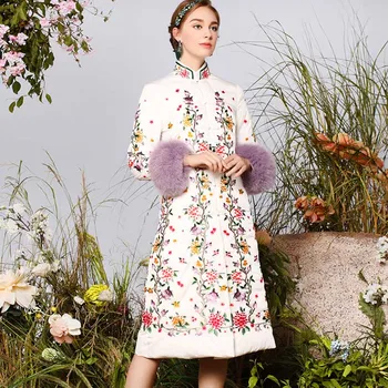 Günstige Winter Nehmen Unten Jacke Chinesischen Stil Stickerei Frauen Die Fuchs Pelz Ärmel Einreiher Lange Unten Mantel M-3XL