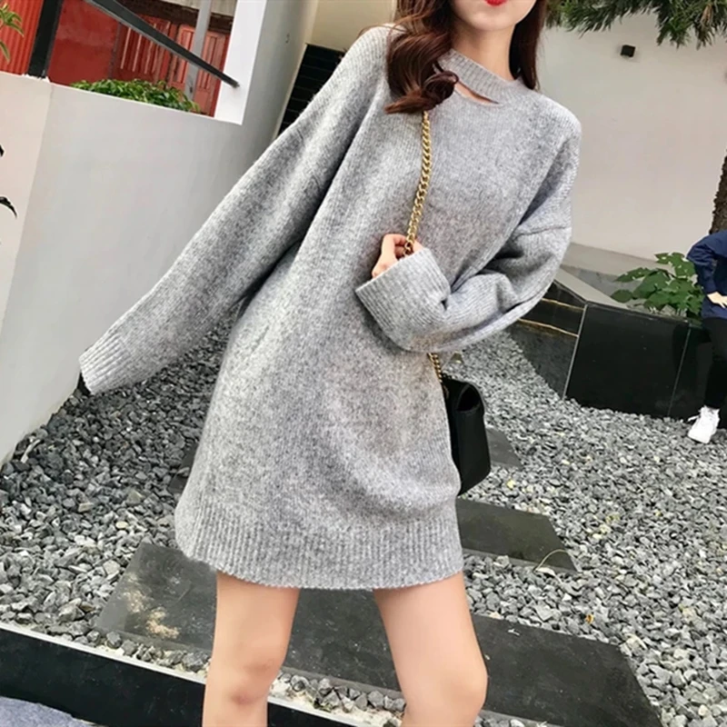 Женское вязаное платье с буквенным принтом длинное ажурное свитер круглым