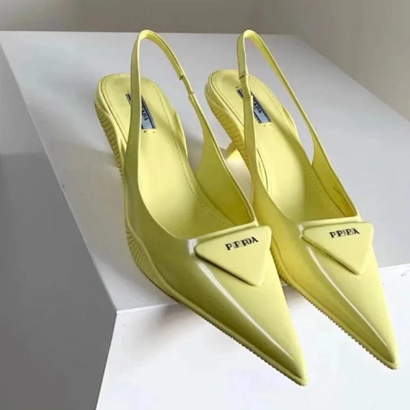 Color Anti-skid wear-resistant cat heel shoes women's 2021 new pointy triangle empty high heel sandals wrapped toe shallow shoes