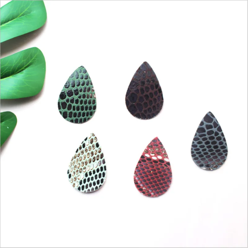 

100Pcs/lot Snakeskin Pattern Pu Leather Earrings Accessories Teardrop Retro Charms For DIY Craft Earings Making Jewelry Findings