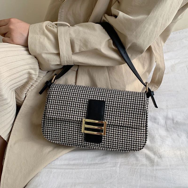 

2019 Brand Designer Women Lattice Shoulder Crossbody Bag Fashion Temperament Small Square Package Chic Portable Clutch Tide
